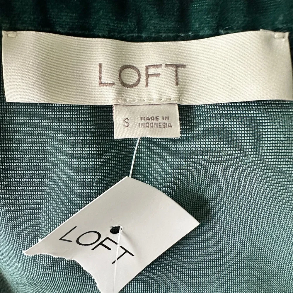 Loft Renaissance Sweetheart Velvet Puff Short Sleeve Holiday Top Green Small NWT